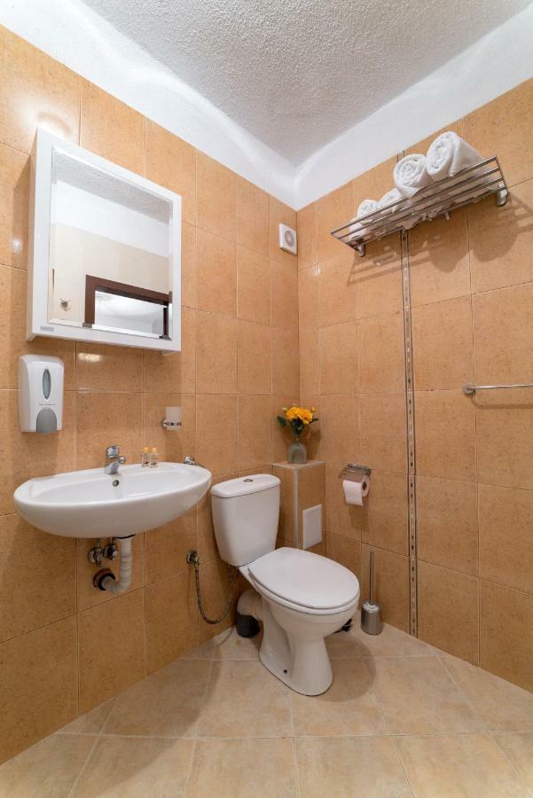Comfort.Chic.Charming Apt With Terrace Near Ndk Sofia Exterior photo
